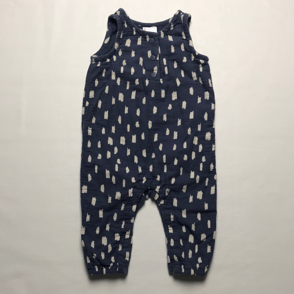 **Hanna Andersson Romper (size 70)